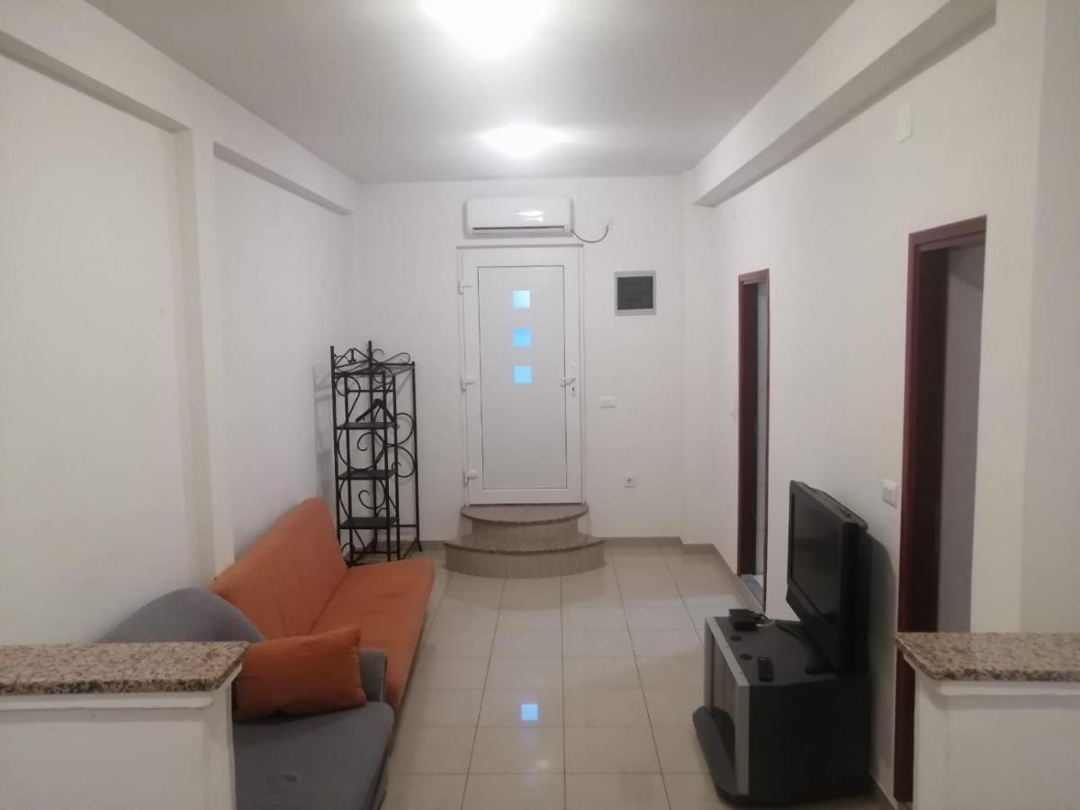 Appartamento Anita Zara Esterno foto